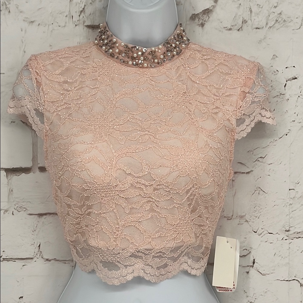 🆕Jodi Kristopher Stretch Lace Crop Top, Size XS